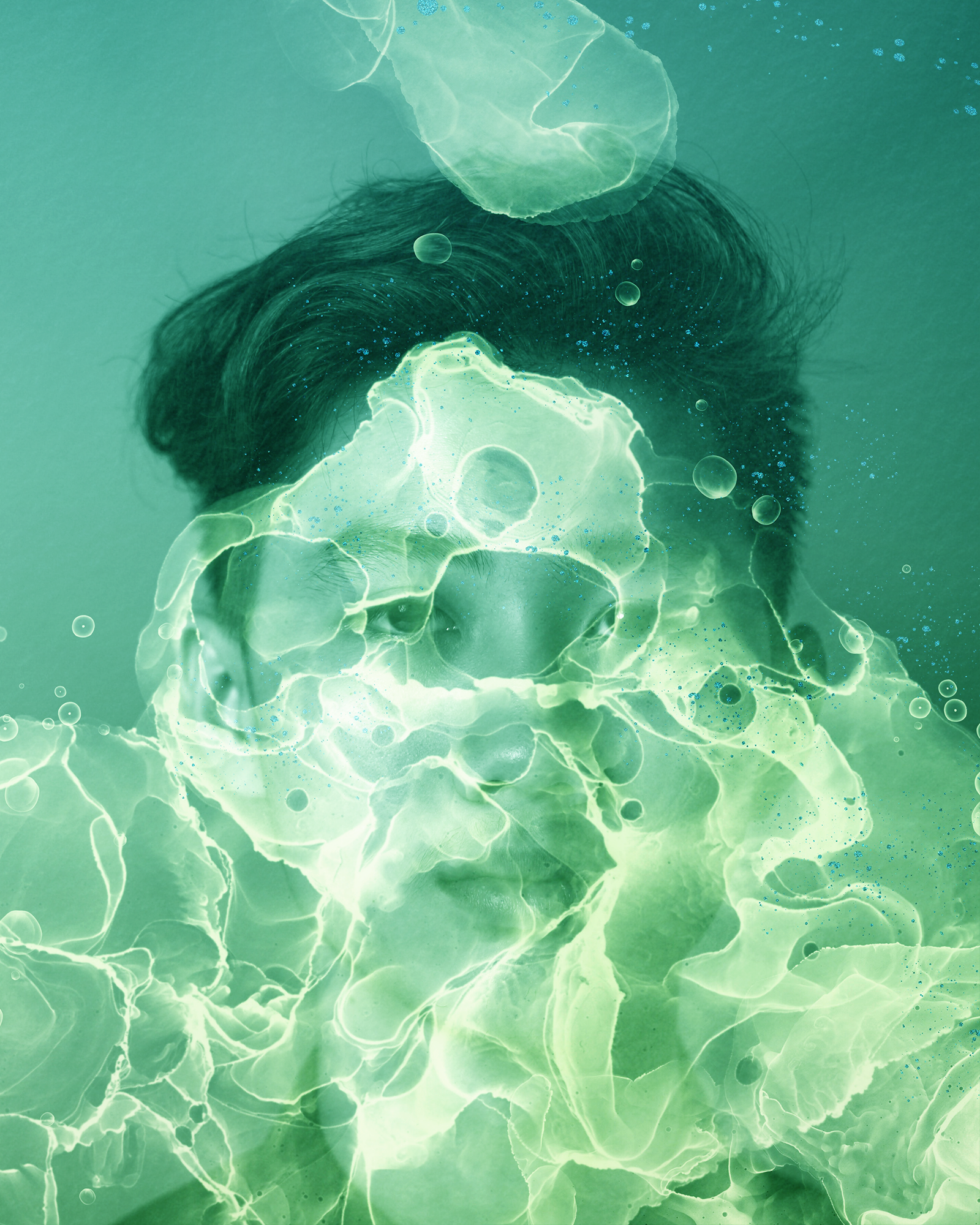 Drowning: A composite image of a male model and bubbles rising from the surface.